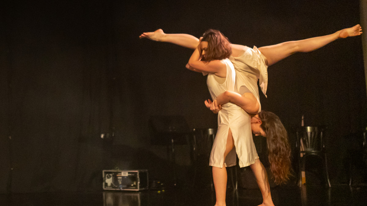 EDGE Dance Project e.V. TANZPERFORMANCE mit EDGE Dance Project e.V.-