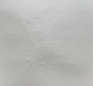 Messerschnitte auf Papier