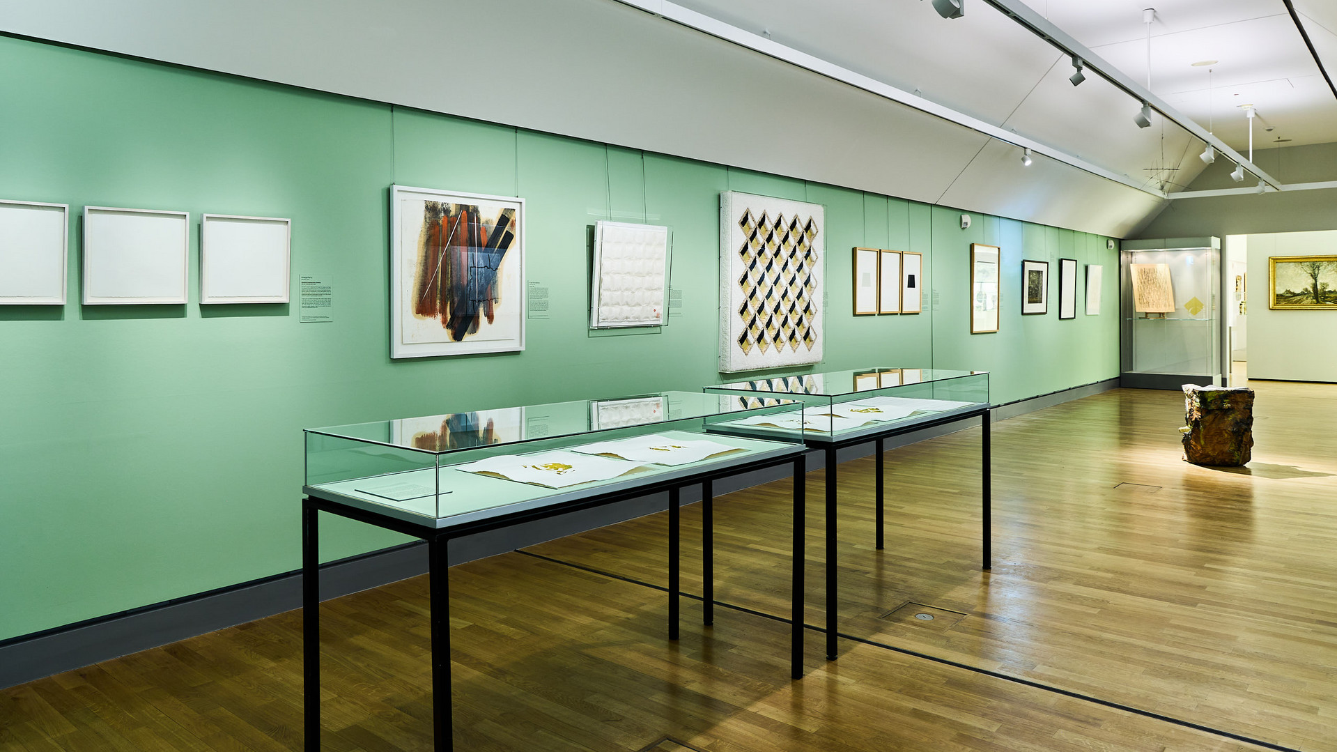 Kabinettausstellung "Geprägt - geritzt - geknüllt"